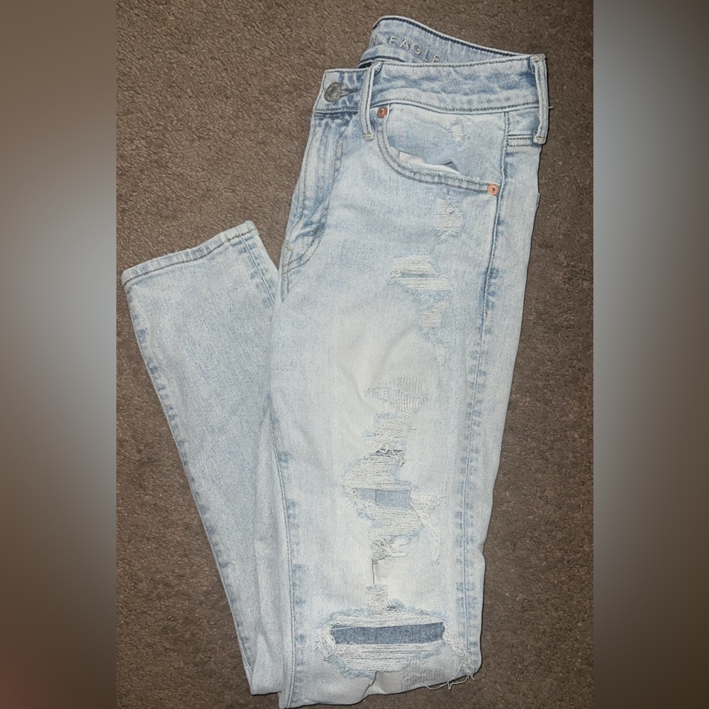 American Eagle Men’s AirFlow Distressed Light Wash Denim Jeans